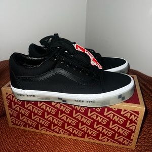 Brand New Vans Wmns size 8/ Men’s size 6.5